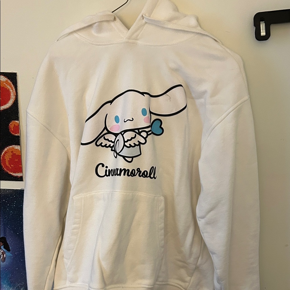 Forever 21 White Cinnamoroll Hoodie